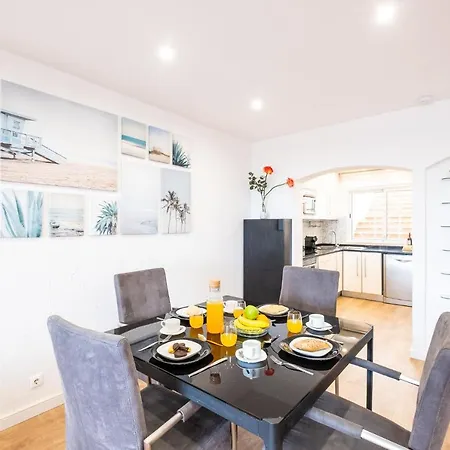 Apartment #084 Spacious Seaview With Ac, Pool And Garden *