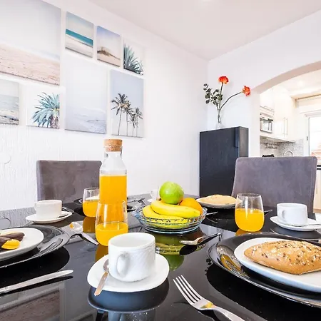 Apartment #084 Spacious Seaview With Ac, Pool And Garden *
