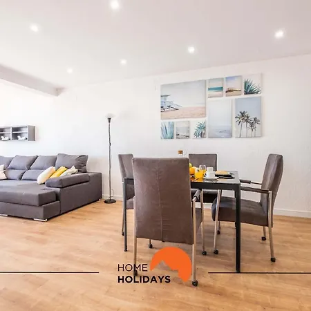 #084 Spacious Seaview With Ac, Pool And Garden