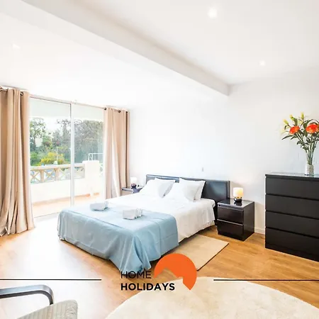 #084 Spacious Seaview With Ac, Pool And Garden Apartment