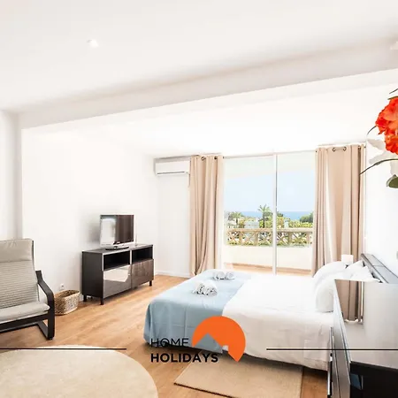 #084 Spacious Seaview With Ac, Pool And Garden Apartment *