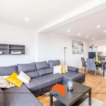 Apartment #084 Spacious Seaview With Ac, Pool And Garden